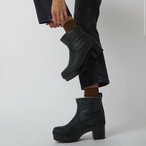 No. 6 Store 5” Pull On Shearling Clog mid treading Ink Aviator w/ Black Base